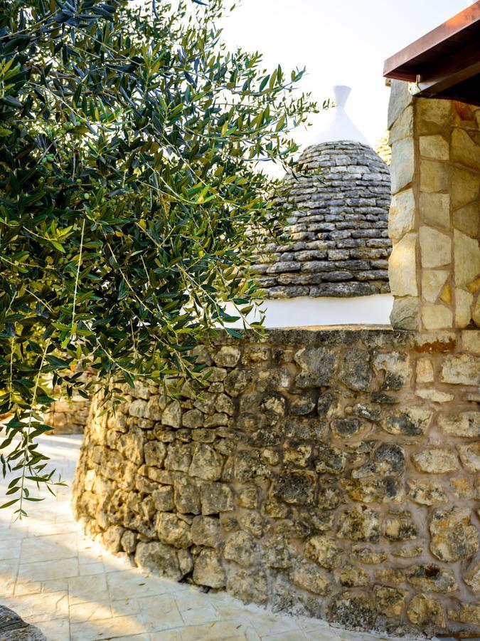 Trullo Degli Augelli Guest House San Michele Salentino Exterior photo